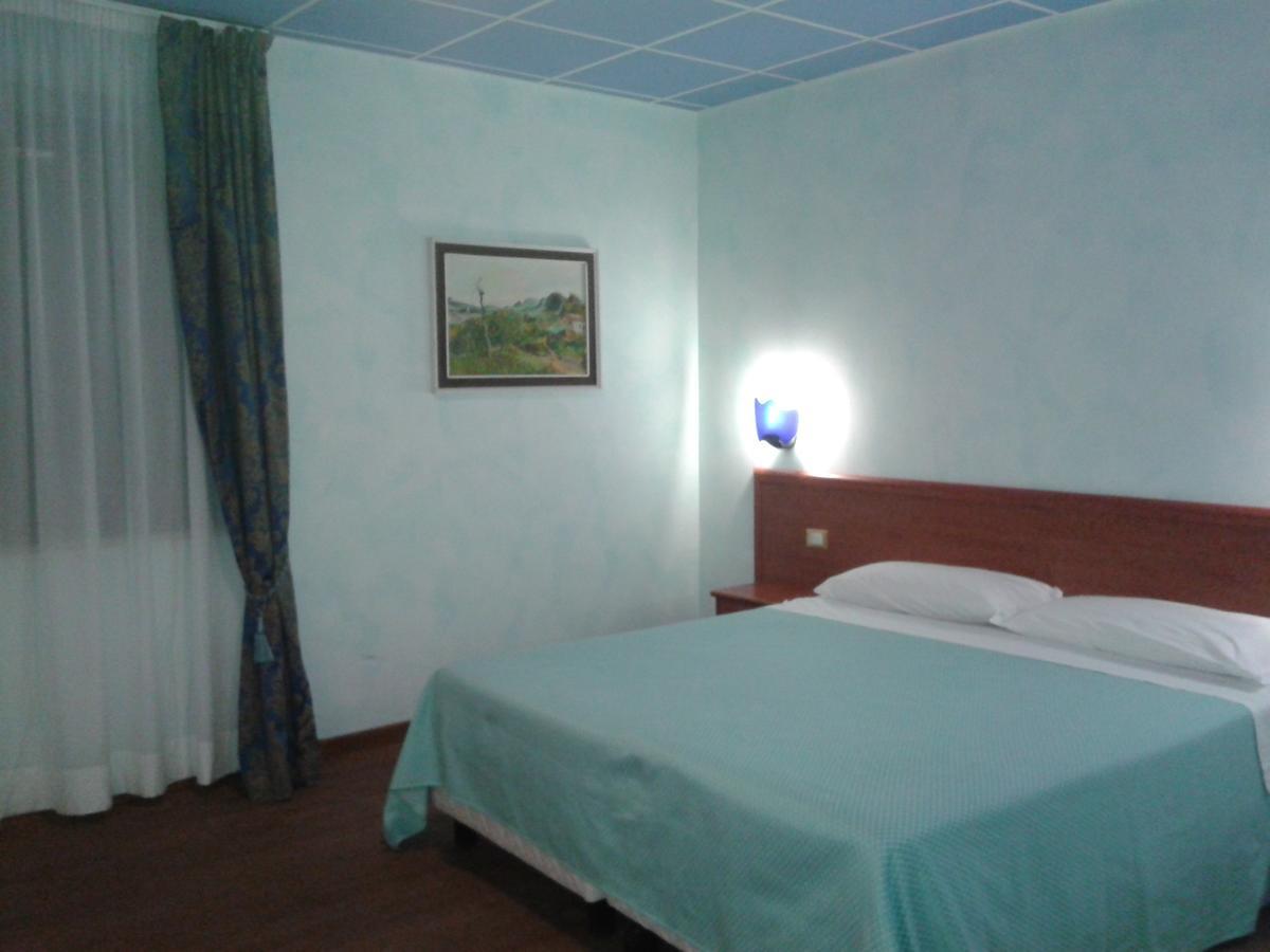 Hotel Villa D'Evoli Castropignano Szoba fotó