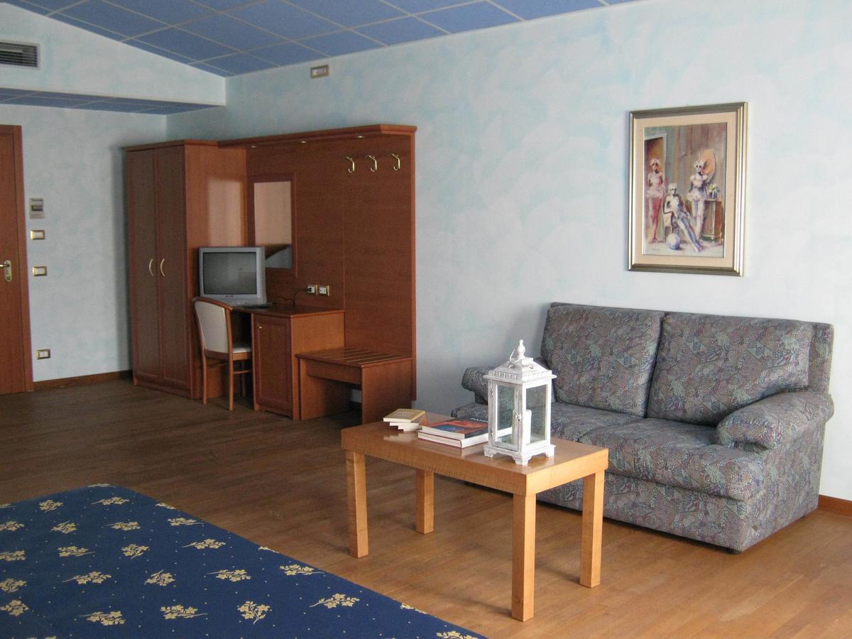 Hotel Villa D'Evoli Castropignano Szoba fotó